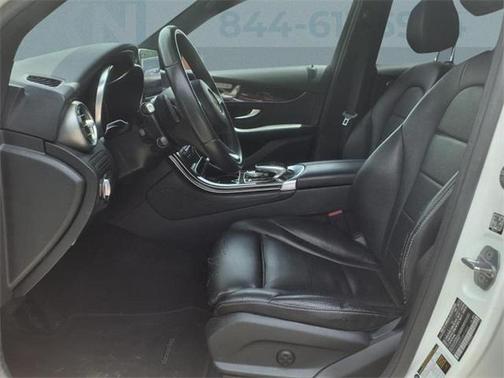 2017 Mercedes-Benz GLC 300 Base