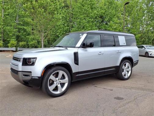 2023 Land Rover Defender 130 X-Dynamic SE