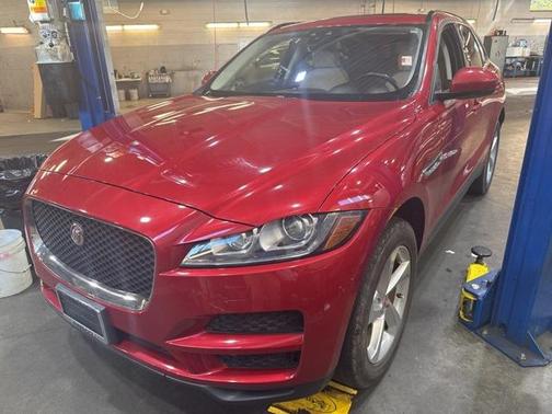 2017 Jaguar F-PACE 35t Premium