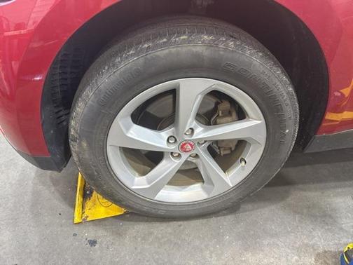 2017 Jaguar F-PACE 35t Premium