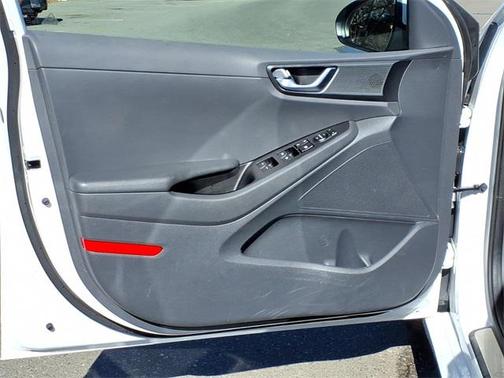 2019 Hyundai IONIQ Hybrid Limited