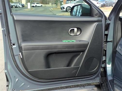 2026 Hyundai IONIQ 5 SE