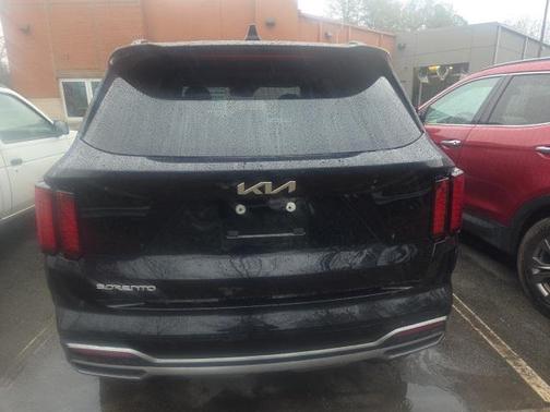 2023 Kia Sorento S