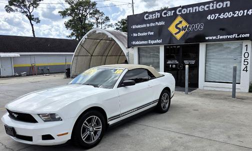 WHITE 2010 Ford Mustang Premium