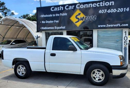WHITE 2004 Chevrolet Silverado 1500 Work Truck