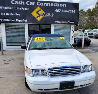 2004 Ford Crown Victoria LX