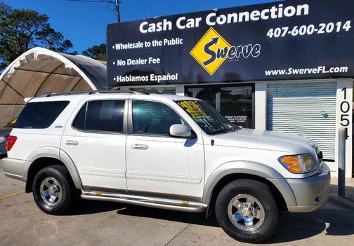 2004 Toyota Sequoia SR5
