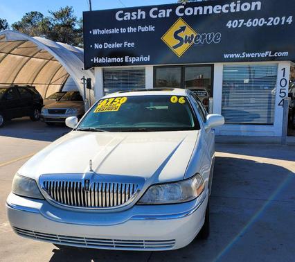 2006 Lincoln Town Car Signature