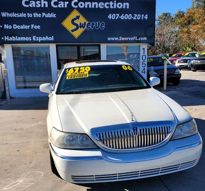 2006 Lincoln Town Car Signature