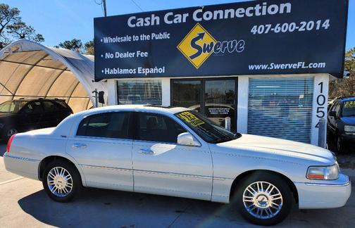 2006 Lincoln Town Car Signature