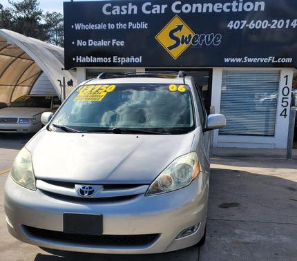 2006 Toyota Sienna XLE