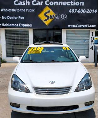 WHITE 2002 Lexus ES 300 Base