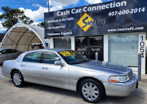 2003 Lincoln Town Car Cartier