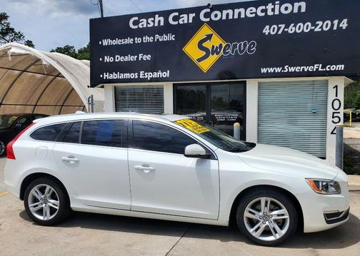 WHITE 2015 Volvo V60 T5 Premier