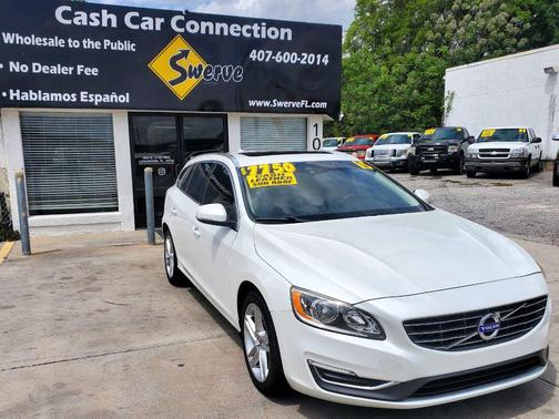 WHITE 2015 Volvo V60 T5 Premier