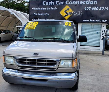 TAN 2002 Ford E150 Base