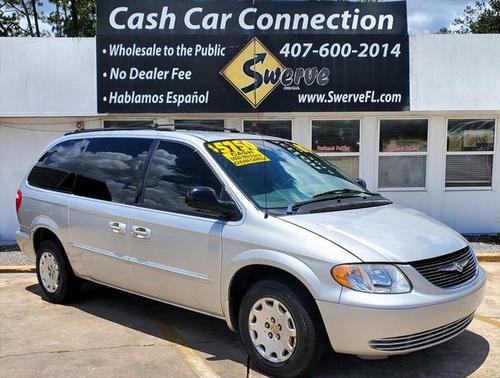 2002 Chrysler Town & Country LX