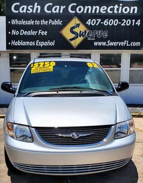2002 Chrysler Town & Country LX