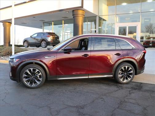 2024 Mazda CX-90 PHEV Premium