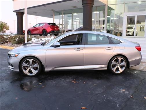 2020 Honda Accord Touring 2.0T