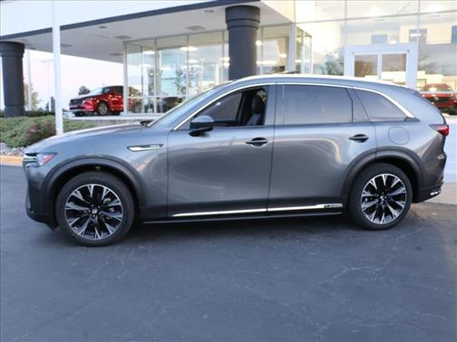 2025 Mazda CX-90 Premium Plus