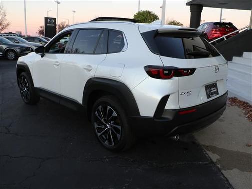 2025 Mazda CX-50 PLUS