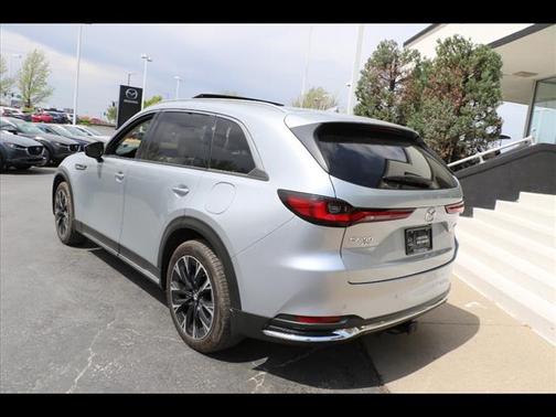 2024 Mazda CX-90 PHEV Premium Plus