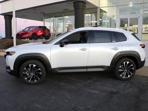 2026 Mazda CX-50 Premium Plus