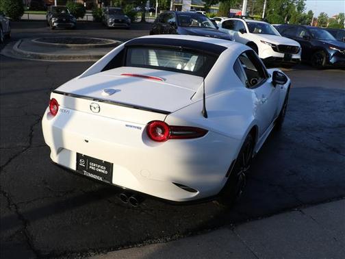 Snowflake White Pearl Mica 2025 Mazda MX-5 Miata RF Grand Touring