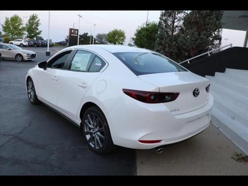 2025 Mazda Mazda3 FWD w/Preferred Package