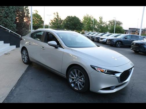 2025 Mazda Mazda3 FWD w/Preferred Package
