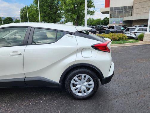 2020 Toyota C-HR LE