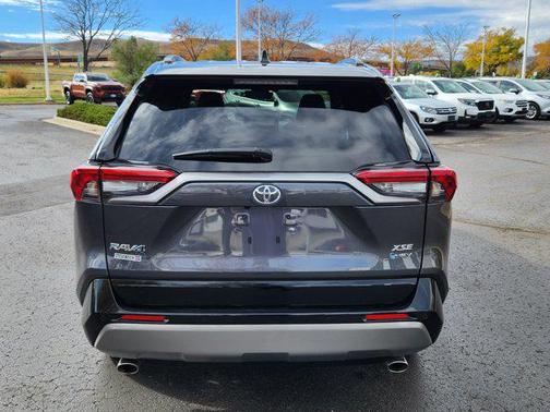2025 Toyota RAV4 Hybrid SE