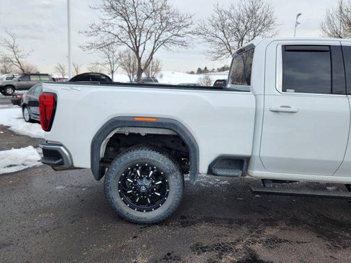 2024 GMC Sierra 2500 SLE