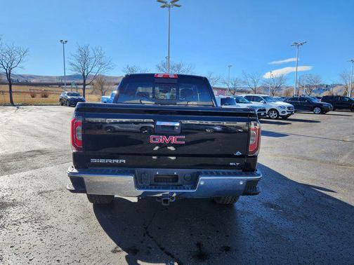 2017 GMC Sierra 1500 SLT