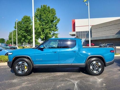 2023 Rivian R1T Adventure Quad Motor Large Pack