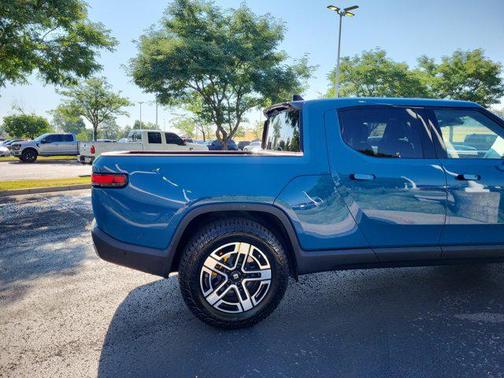 2023 Rivian R1T Adventure Quad Motor Large Pack