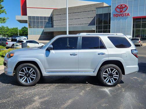 2022 Toyota 4Runner Limited