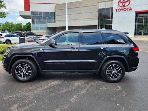 2017 Jeep Grand Cherokee Trailhawk