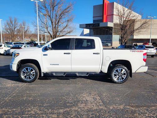 2018 Toyota Tundra SR5