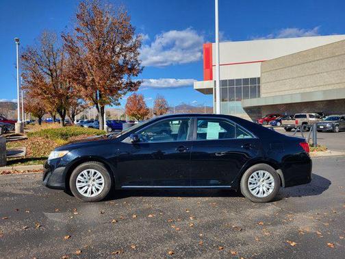 2014 Toyota Camry LE