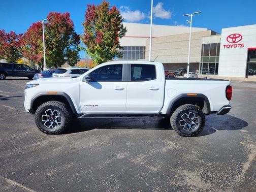 2024 GMC Canyon AT4X