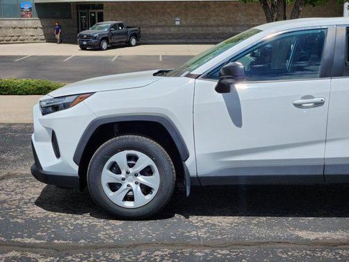 Ice Cap 2023 Toyota RAV4 LE
