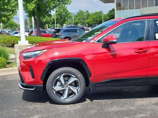 2025 Toyota RAV4 Hybrid SE