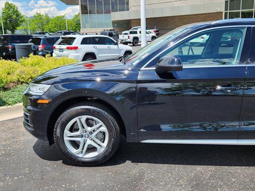 2019 Audi Q5 45 Premium