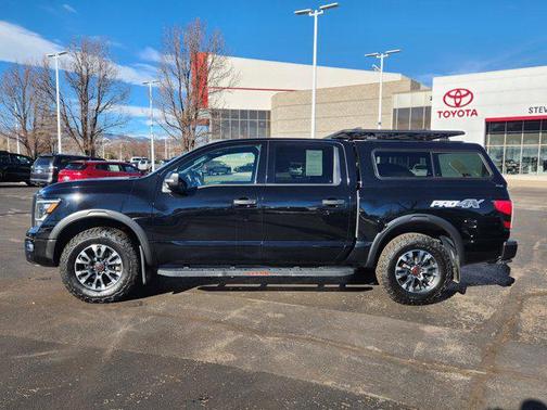2023 Nissan Titan PRO-4X