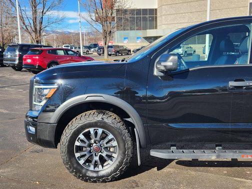 2023 Nissan Titan PRO-4X