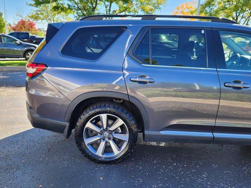 2023 Honda Pilot AWD Elite