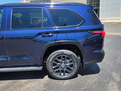 2024 Toyota Sequoia Platinum