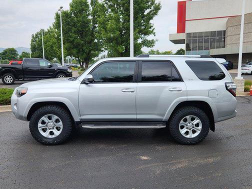2022 Toyota 4Runner SR5